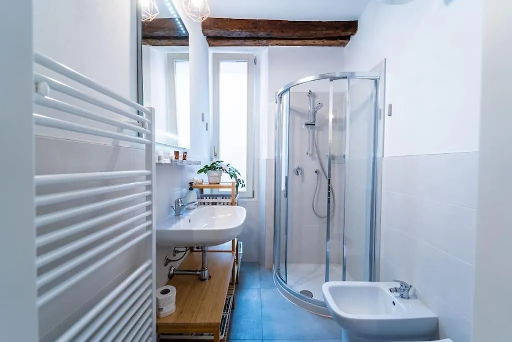 Suite32 Bergamo 0*,  Italy